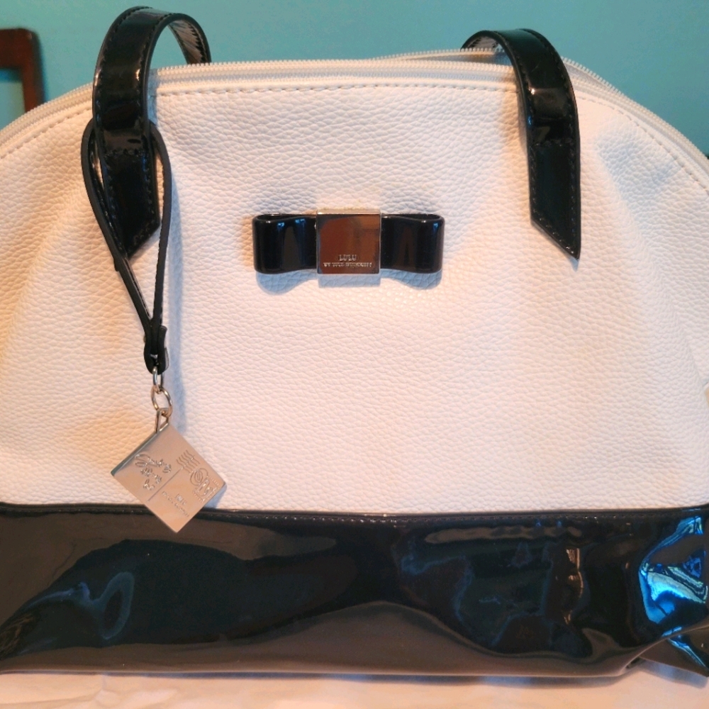 LuLu by LuLu Guinness purse